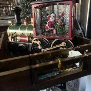 SANTA TRAIN WATER LANTERN (small)